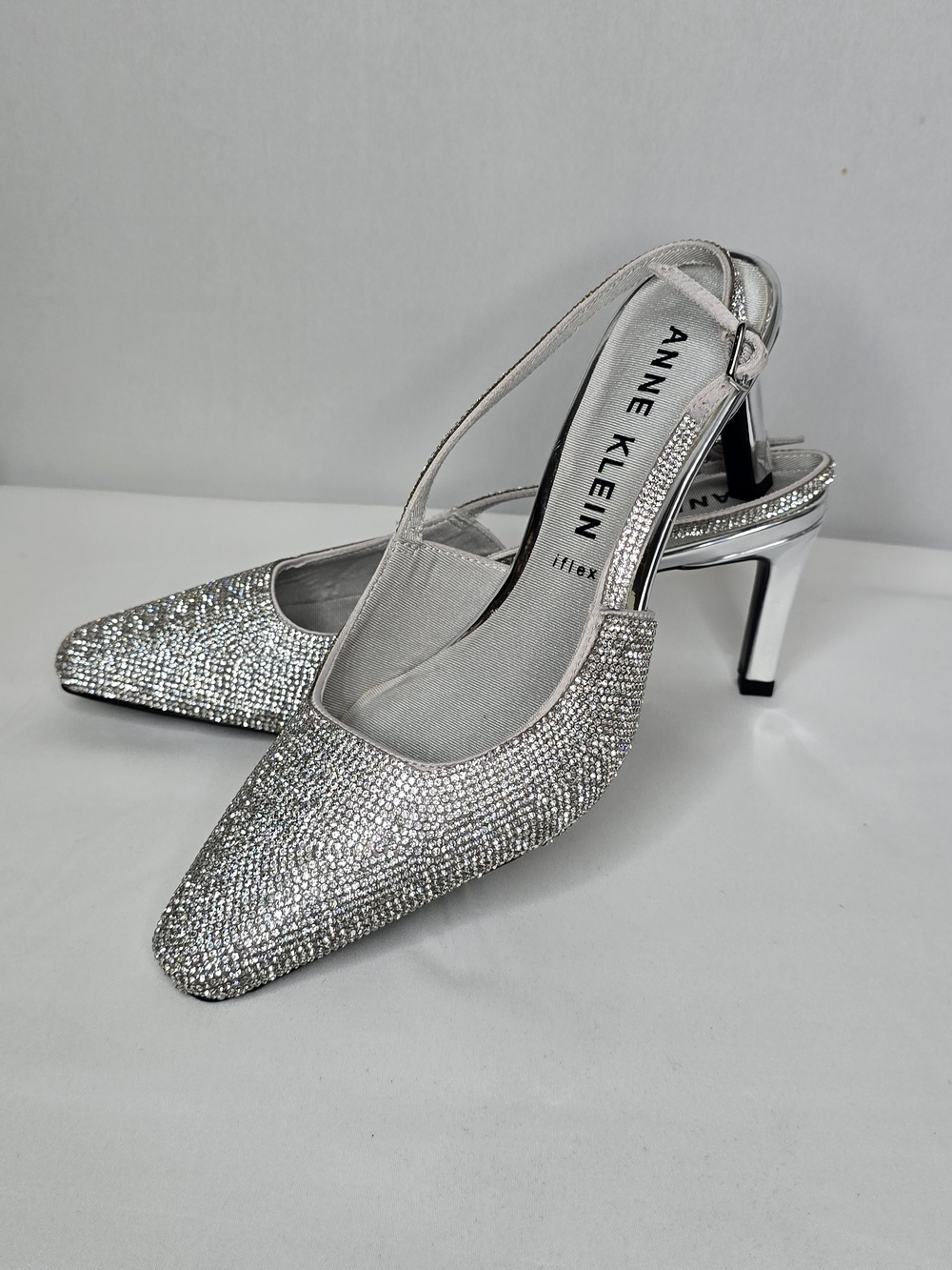 Anne Klein Rose Silver Crystal Slingback Pumps Size 6M New